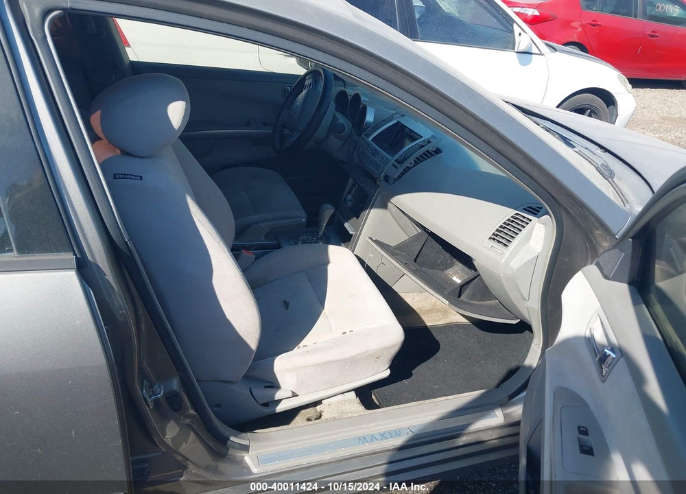 2005 NISSAN MAXIMA 3.5 SE VIN: 1N4BA41E75C868368