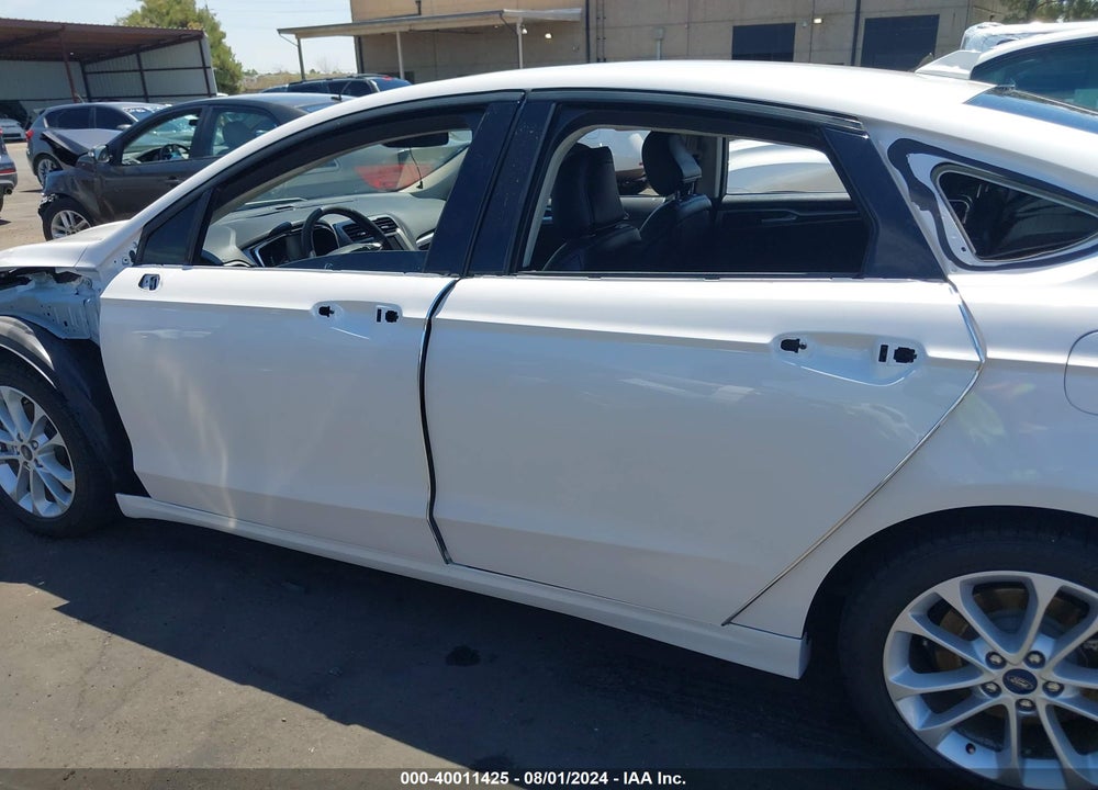 2020 FORD FUSION HYBRID SEL VIN: 3FA6P0MU4LR114127