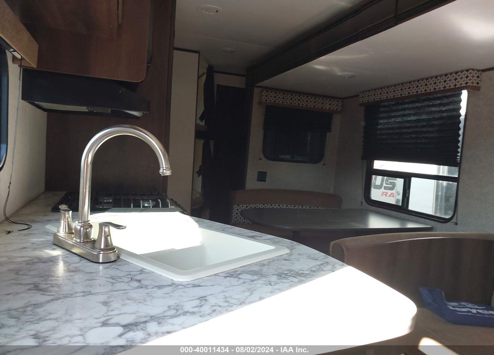2018 JAYCO OTHER VIN: 1UJBJ0BP7J75W0705