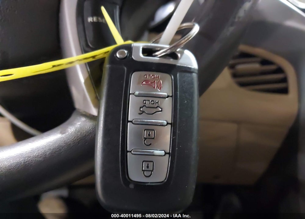2013 HYUNDAI ELANTRA LIMITED VIN: 5NPDH4AE7DH166214