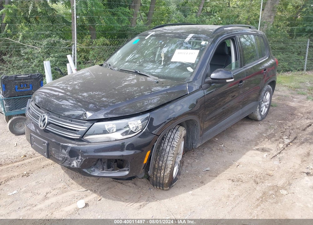 2016 VOLKSWAGEN TIGUAN S VIN: WVGAV7AX0GW573798