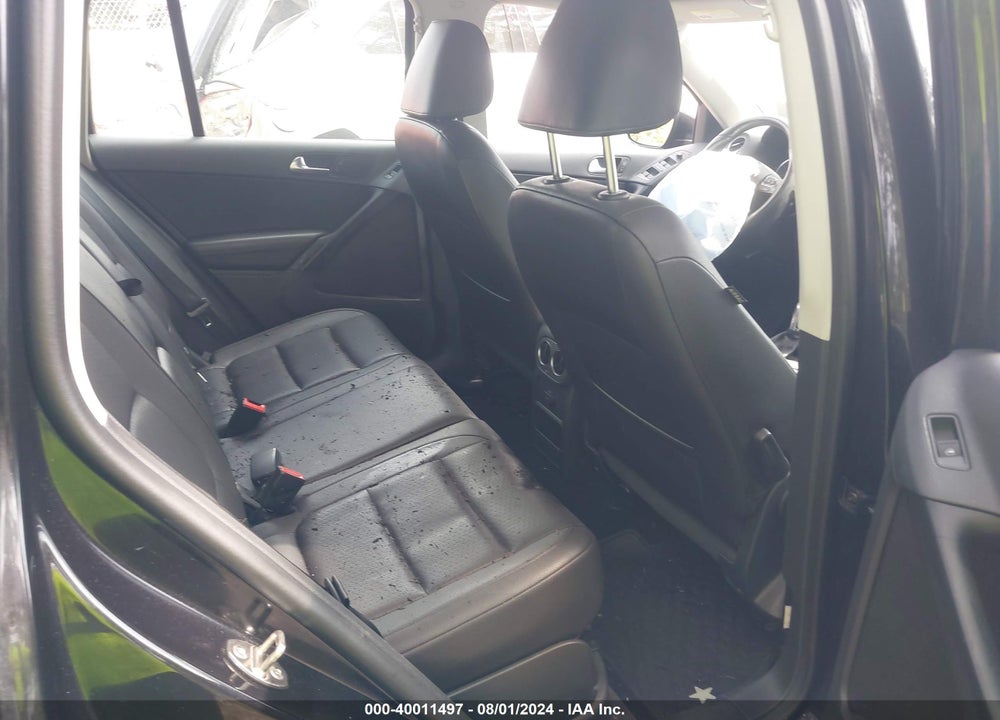2016 VOLKSWAGEN TIGUAN S VIN: WVGAV7AX0GW573798