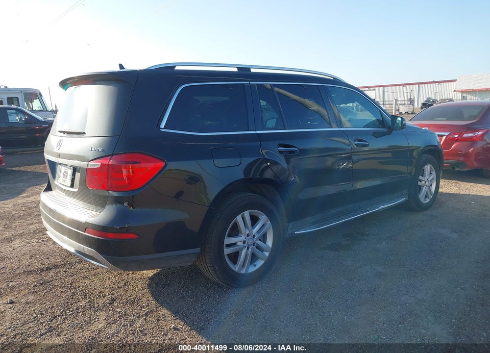 2014 MERCEDES-BENZ GL 450 4MATIC VIN: 4JGDF7CEXEA440000