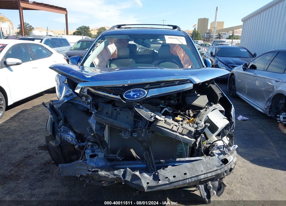 2018 SUBARU FORESTER 2.5I PREMIUM VIN: JF2SJAEC2JG447809
