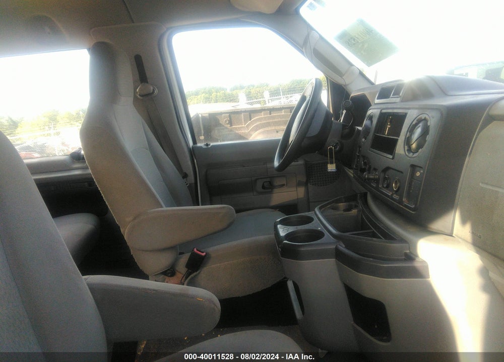 2011 FORD E-350 SUPER DUTY XLT VIN: 1FBNE3BL9BDA60052