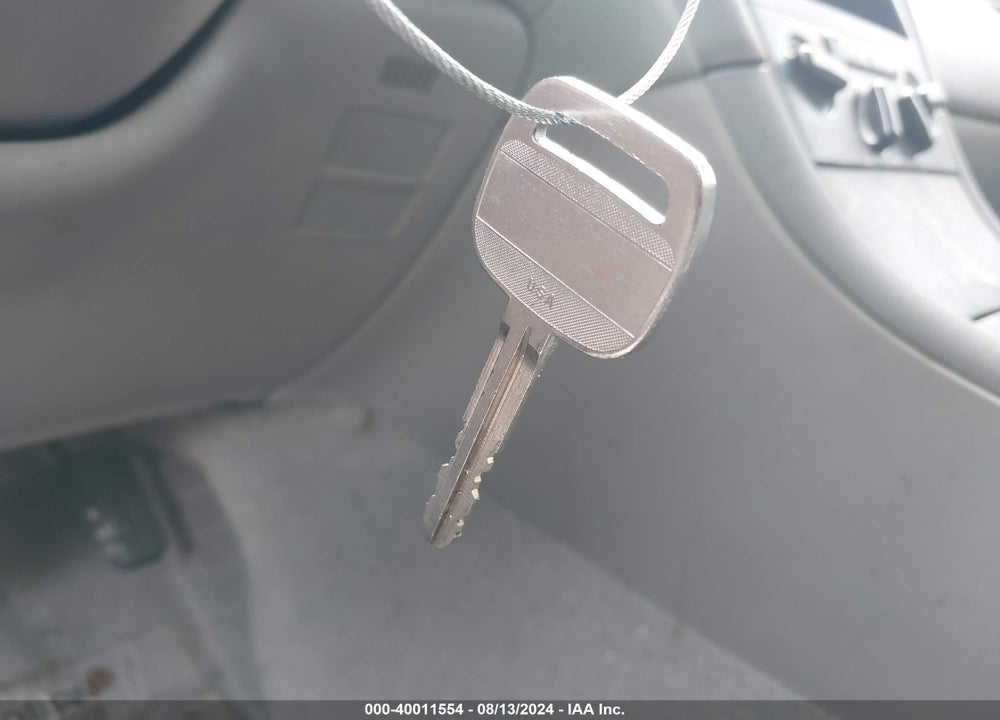 2003 TOYOTA AVALON XL VIN: 4T1BF28BX3U336661