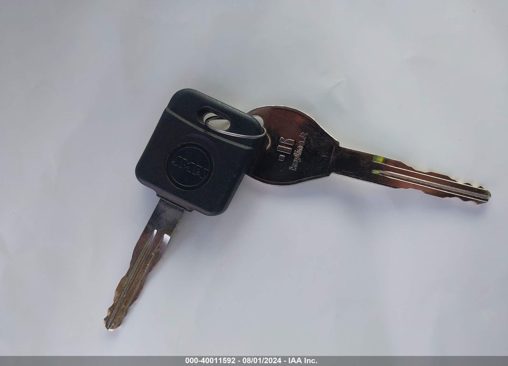 2009 NISSAN SENTRA 2.0SR VIN: 3N1AB61E79L672507