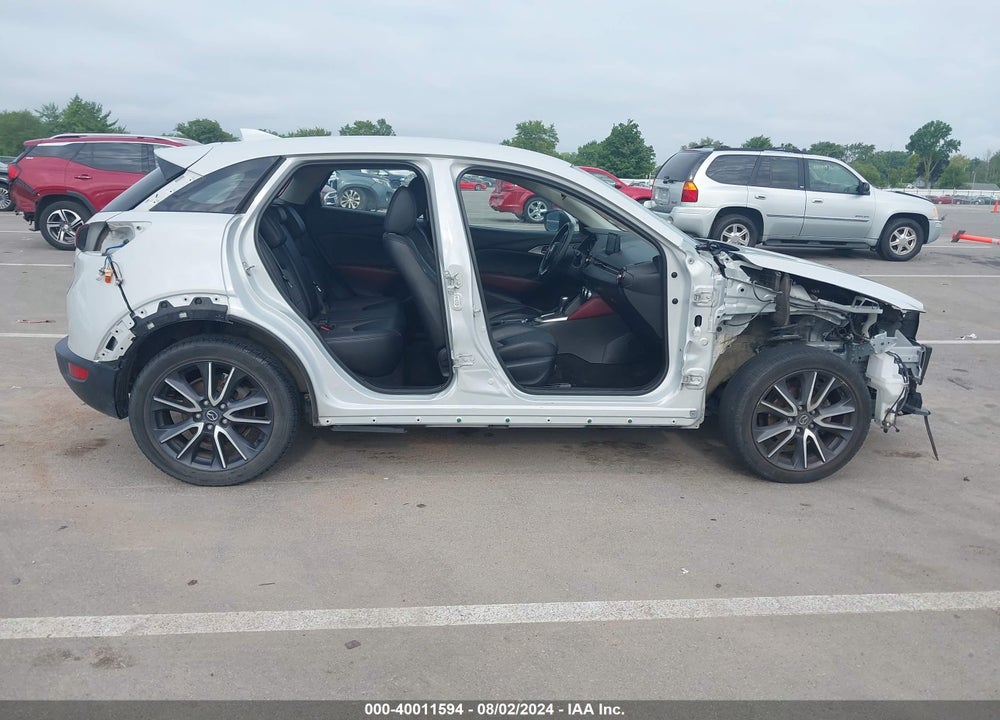 2018 MAZDA CX-3 TOURING VIN: JM1DKDC71J0329514