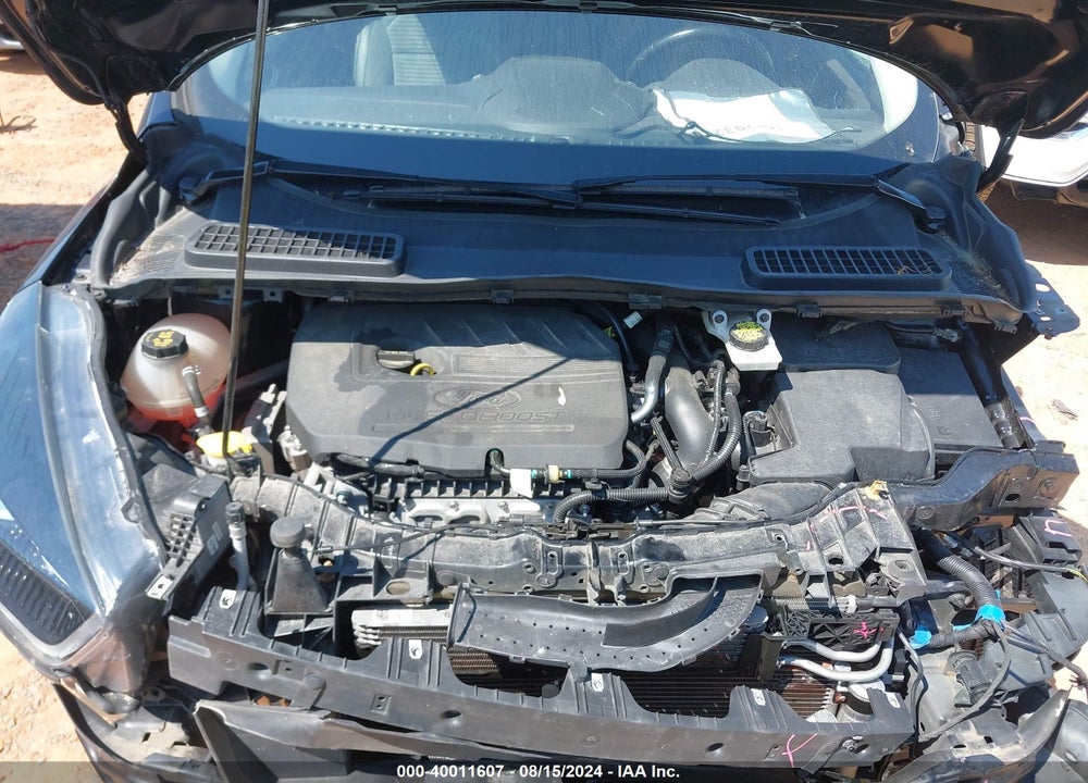 2018 FORD ESCAPE SE VIN: 1FMCU9GDXJUD18390