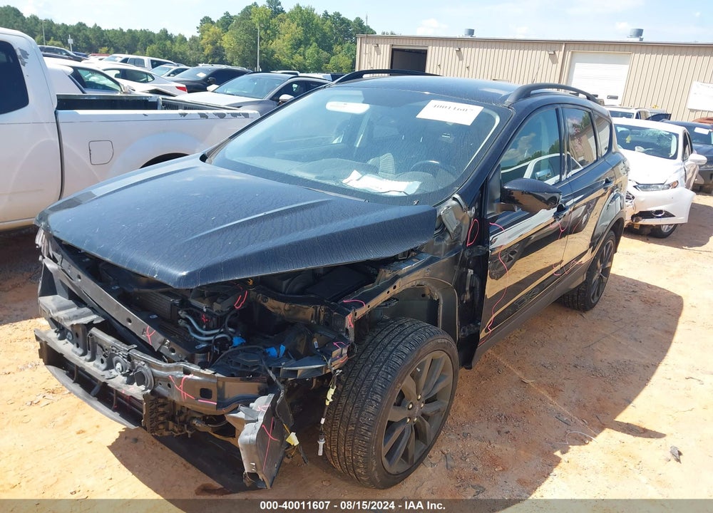 2018 FORD ESCAPE SE VIN: 1FMCU9GDXJUD18390