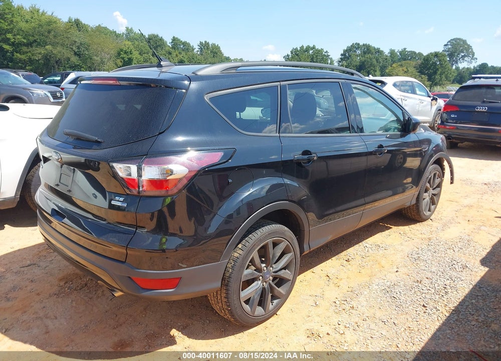 2018 FORD ESCAPE SE VIN: 1FMCU9GDXJUD18390