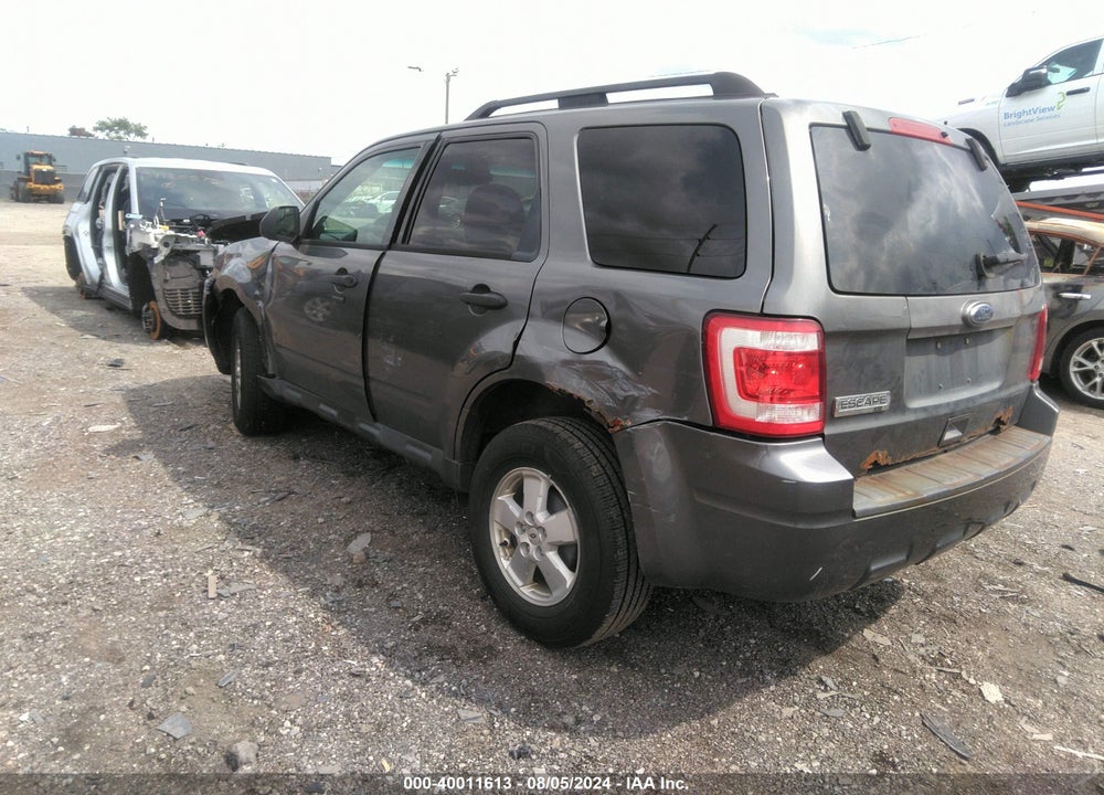 2011 FORD ESCAPE XLT VIN: 1FMCU0D73BKA26670
