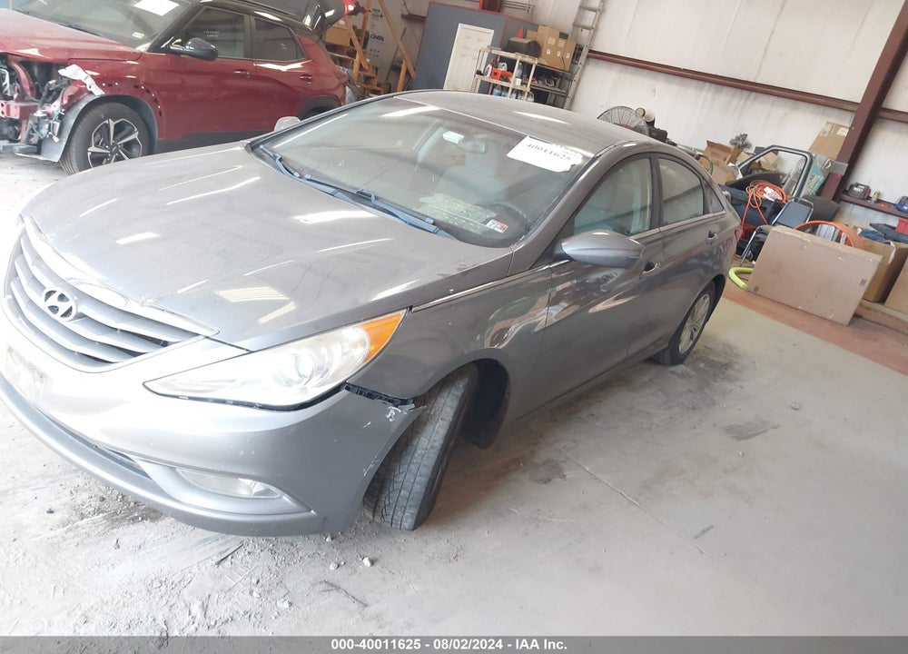 2013 HYUNDAI SONATA GLS VIN: 5NPEB4AC5DH727840