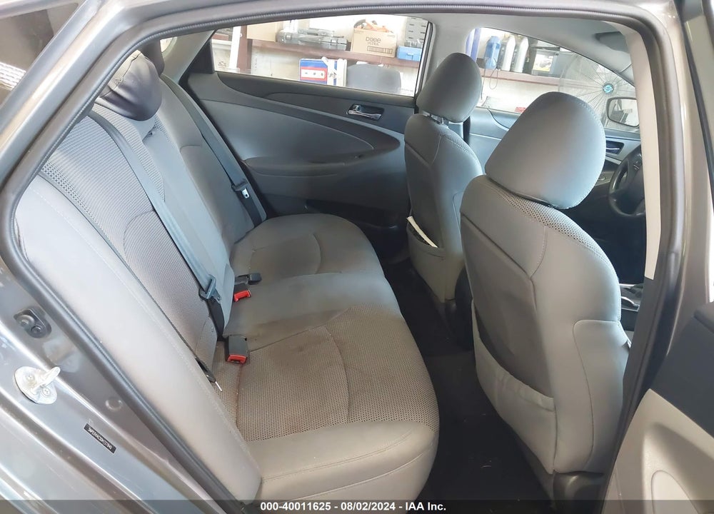 2013 HYUNDAI SONATA GLS VIN: 5NPEB4AC5DH727840
