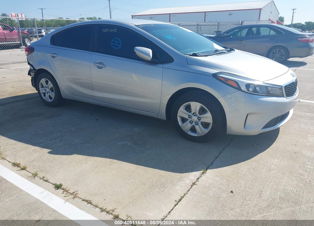 2017 KIA FORTE LX VIN: 3KPFK4A71HE083741
