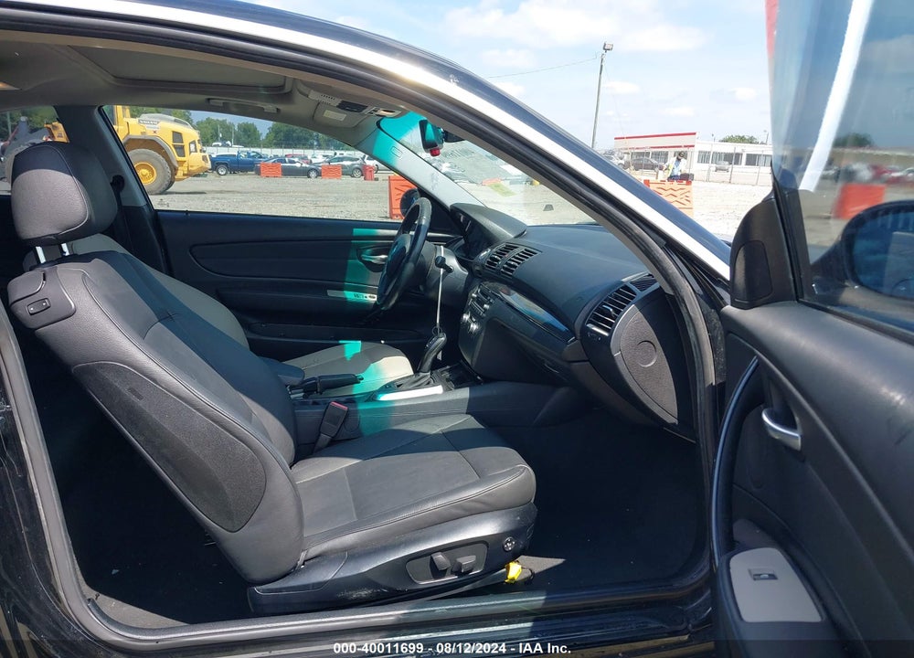 2009 BMW 128I VIN: WBAUP73509VK74907