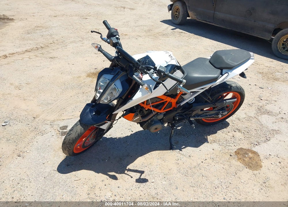 2018 KTM 390 DUKE VIN: MD2JPJ404JC281388