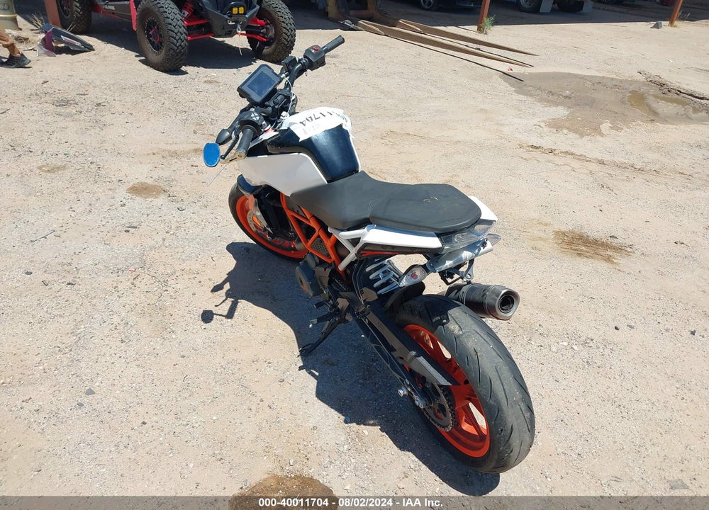 2018 KTM 390 DUKE VIN: MD2JPJ404JC281388