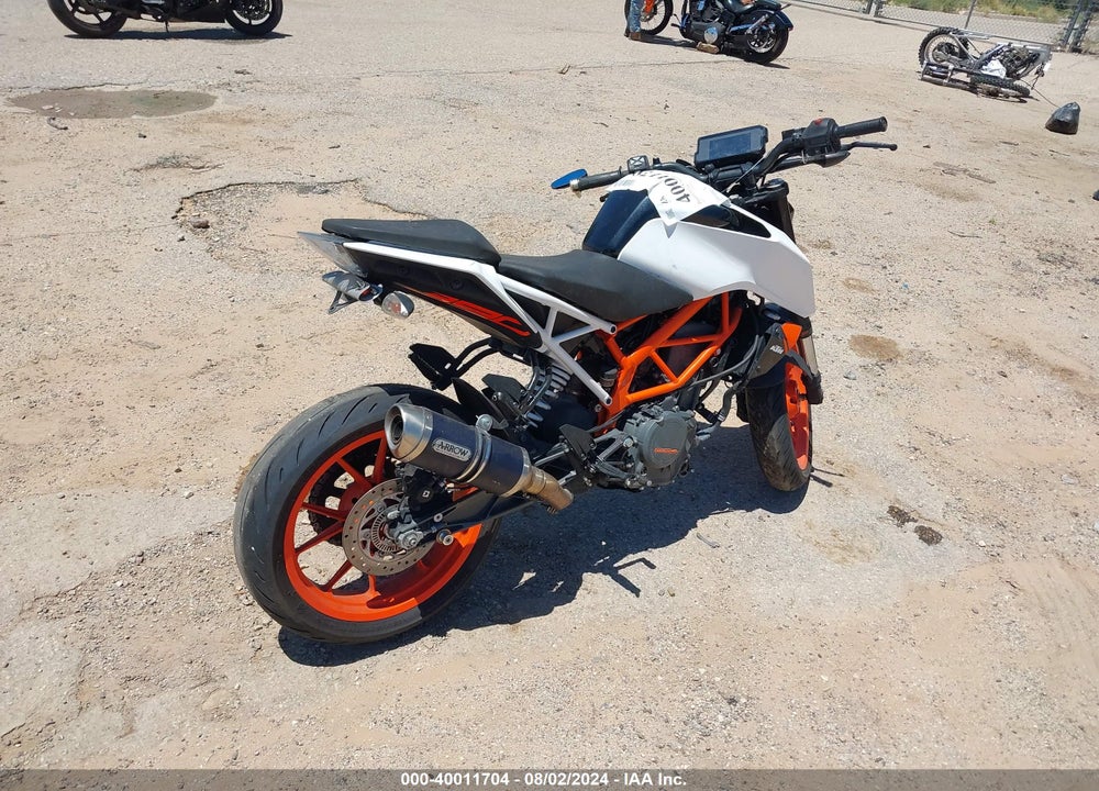 2018 KTM 390 DUKE VIN: MD2JPJ404JC281388
