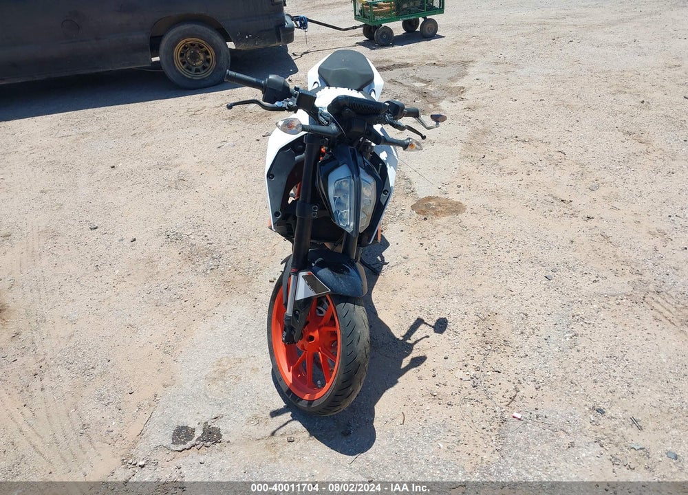 2018 KTM 390 DUKE VIN: MD2JPJ404JC281388