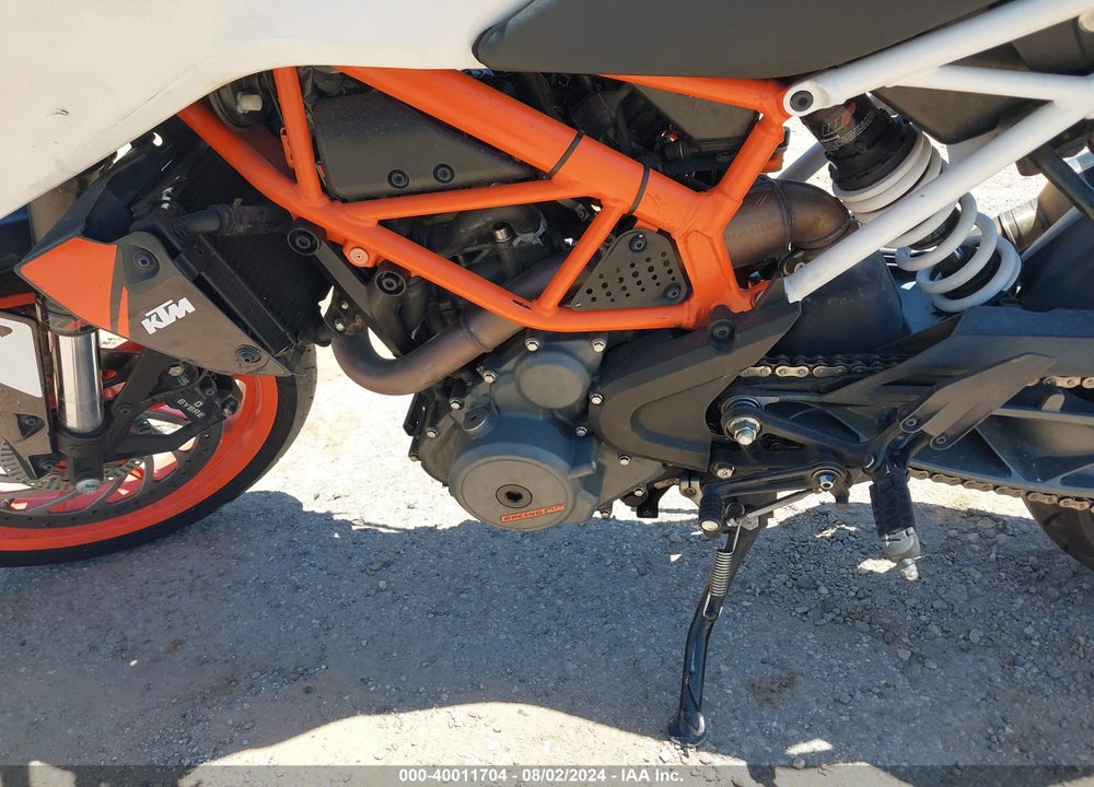 2018 KTM 390 DUKE VIN: MD2JPJ404JC281388