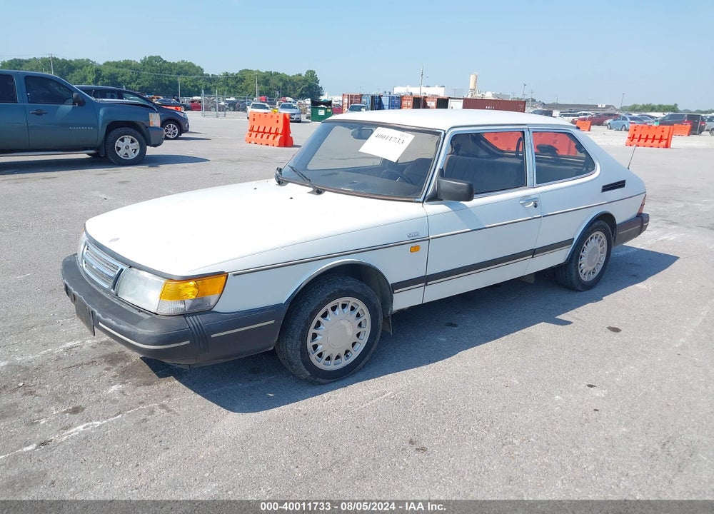 1988 SAAB 900 VIN: YS3AR35J8J3012659