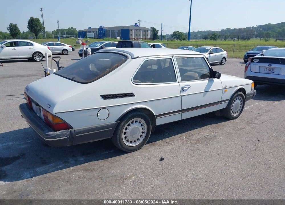 1988 SAAB 900 VIN: YS3AR35J8J3012659
