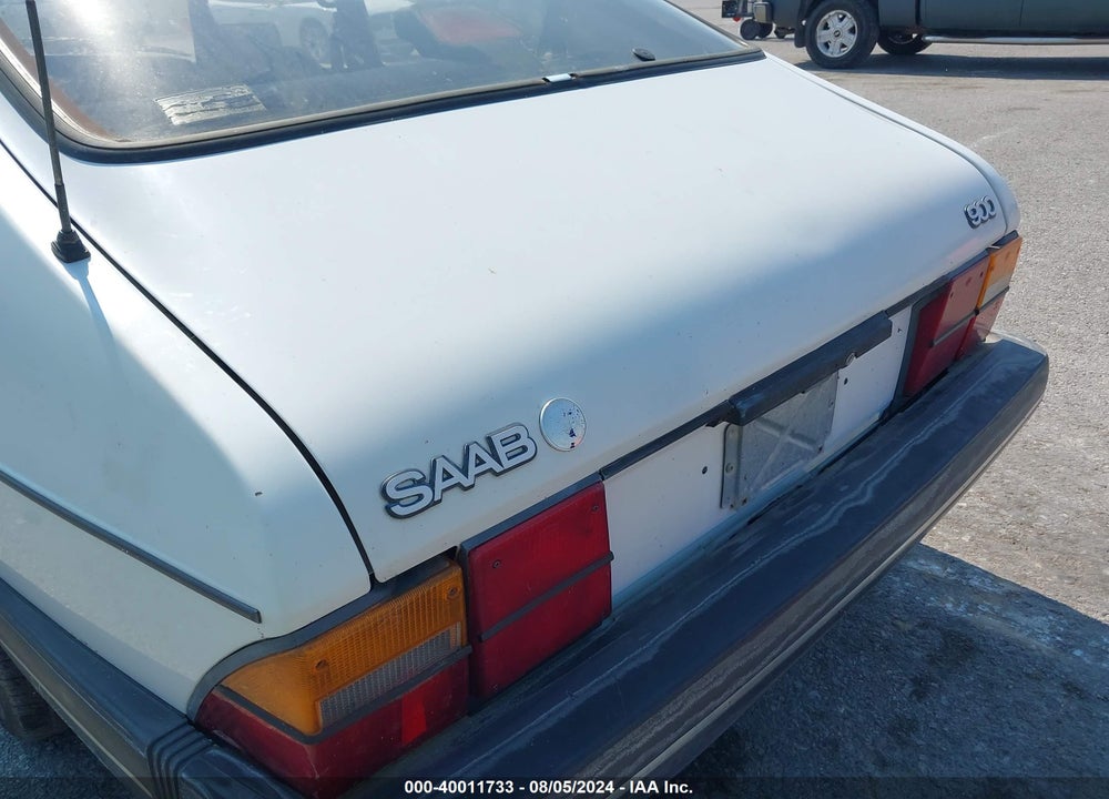 1988 SAAB 900 VIN: YS3AR35J8J3012659
