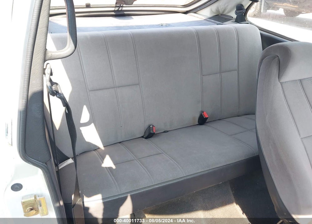 1988 SAAB 900 VIN: YS3AR35J8J3012659