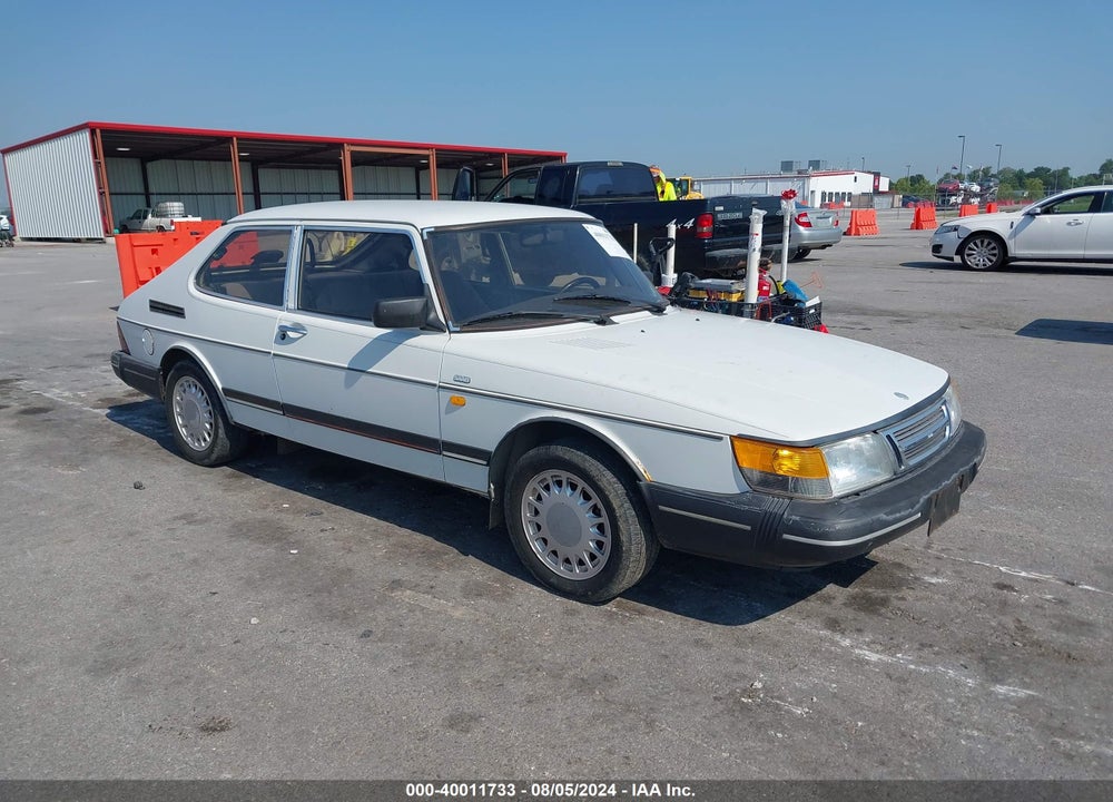1988 SAAB 900 VIN: YS3AR35J8J3012659
