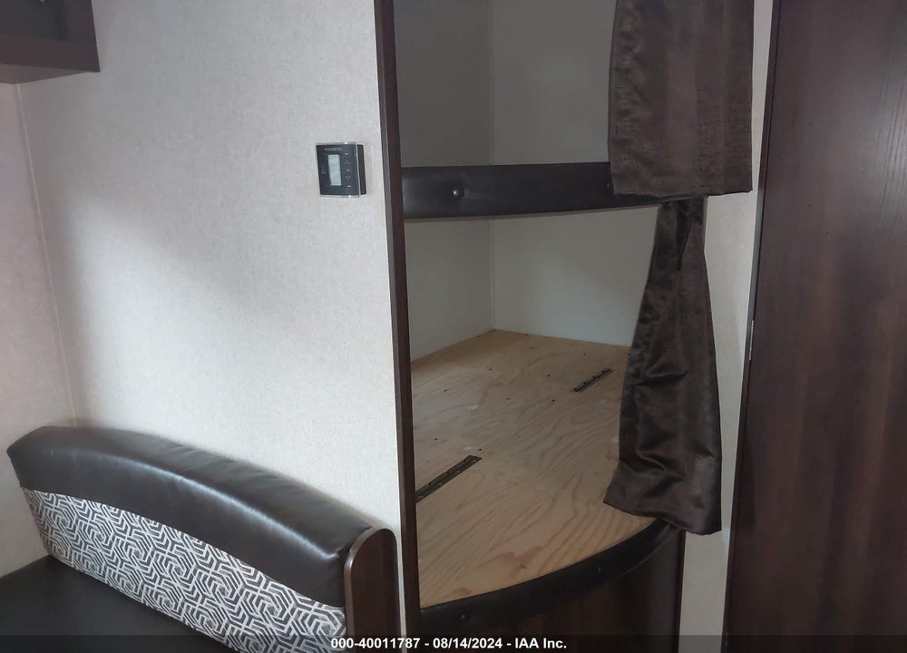 2019 JAYCO OTHER VIN: 1UJBJ0BN9K17V1044