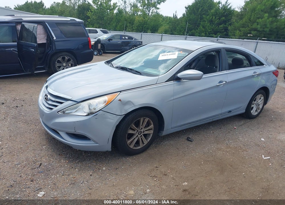 2013 HYUNDAI SONATA GLS VIN: 5NPEB4AC4DH685936