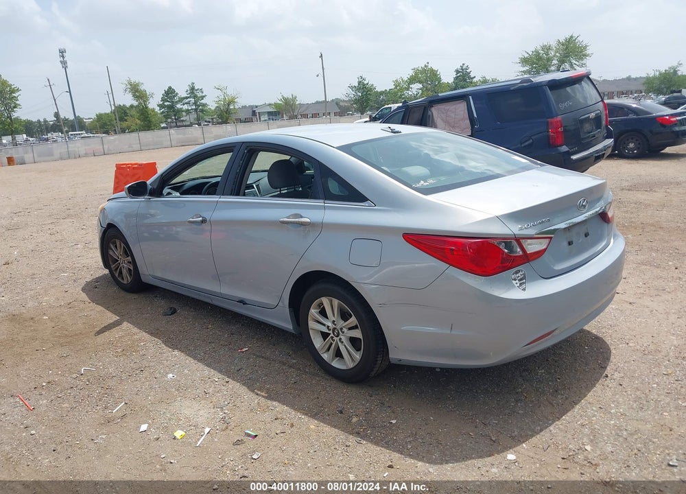 2013 HYUNDAI SONATA GLS VIN: 5NPEB4AC4DH685936