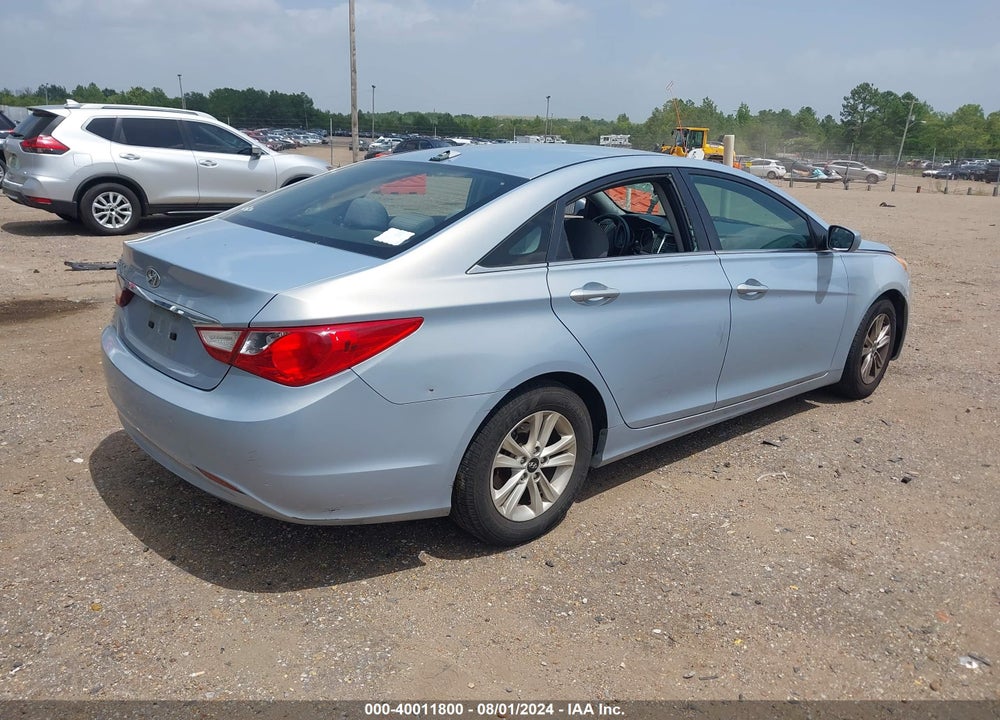 2013 HYUNDAI SONATA GLS VIN: 5NPEB4AC4DH685936