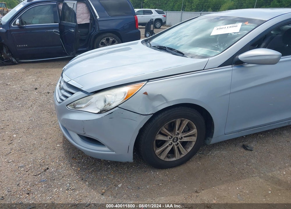 2013 HYUNDAI SONATA GLS VIN: 5NPEB4AC4DH685936