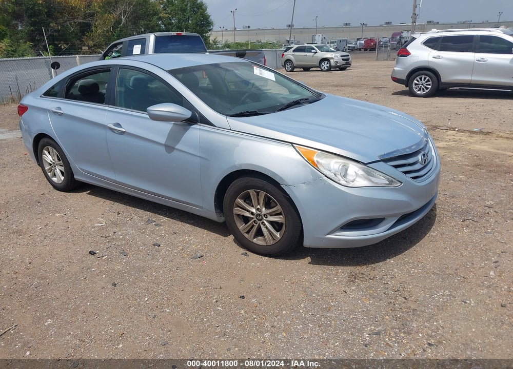2013 HYUNDAI SONATA GLS VIN: 5NPEB4AC4DH685936