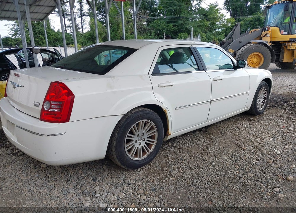 2008 CHRYSLER 300 TOURING VIN: 2C3KA53G08H255710