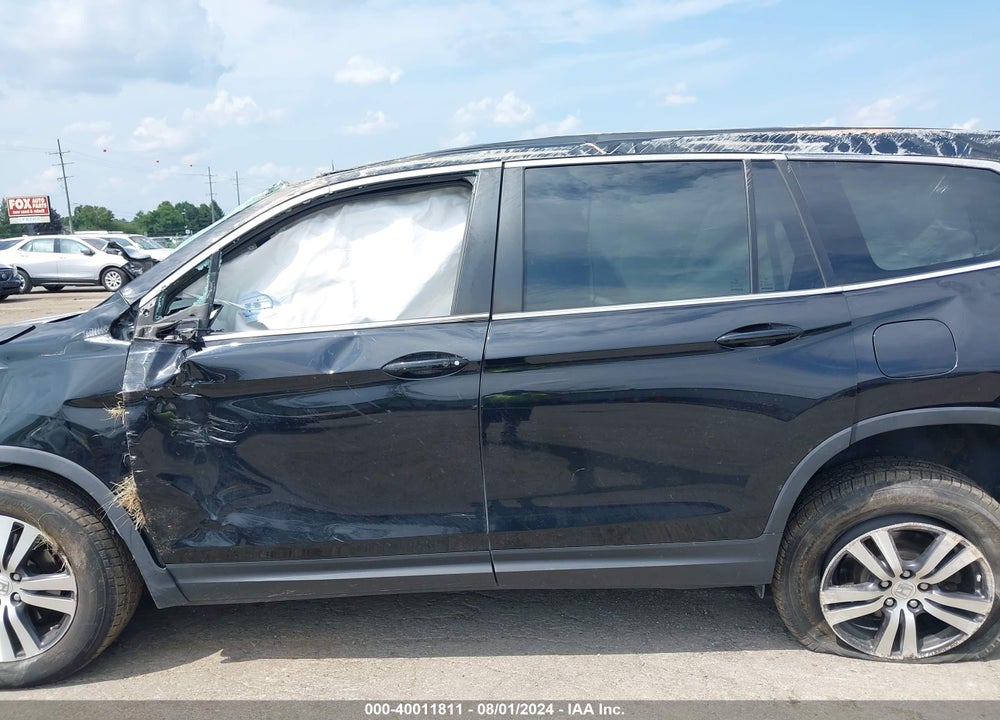 2018 HONDA PILOT VIN: 5FNYF6H55JB072030