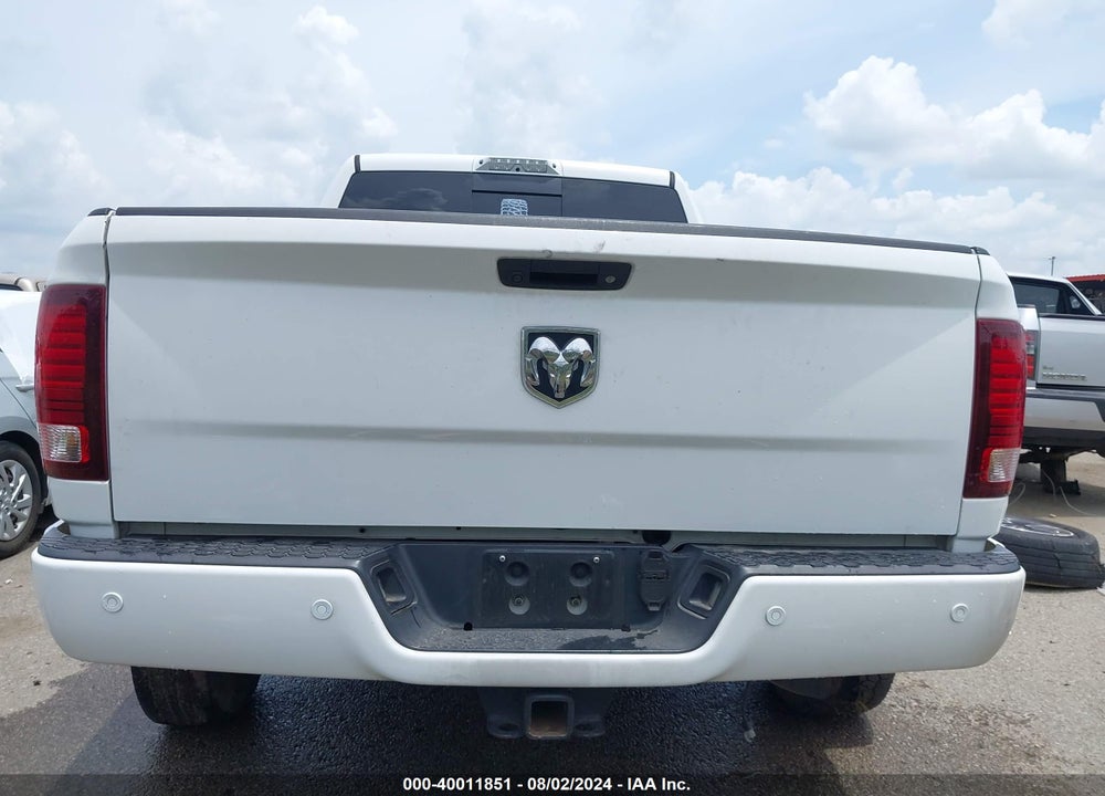 2017 RAM 2500 LAIE  4X4 6'4 BOX VIN: 3C6UR5FL1HG517344