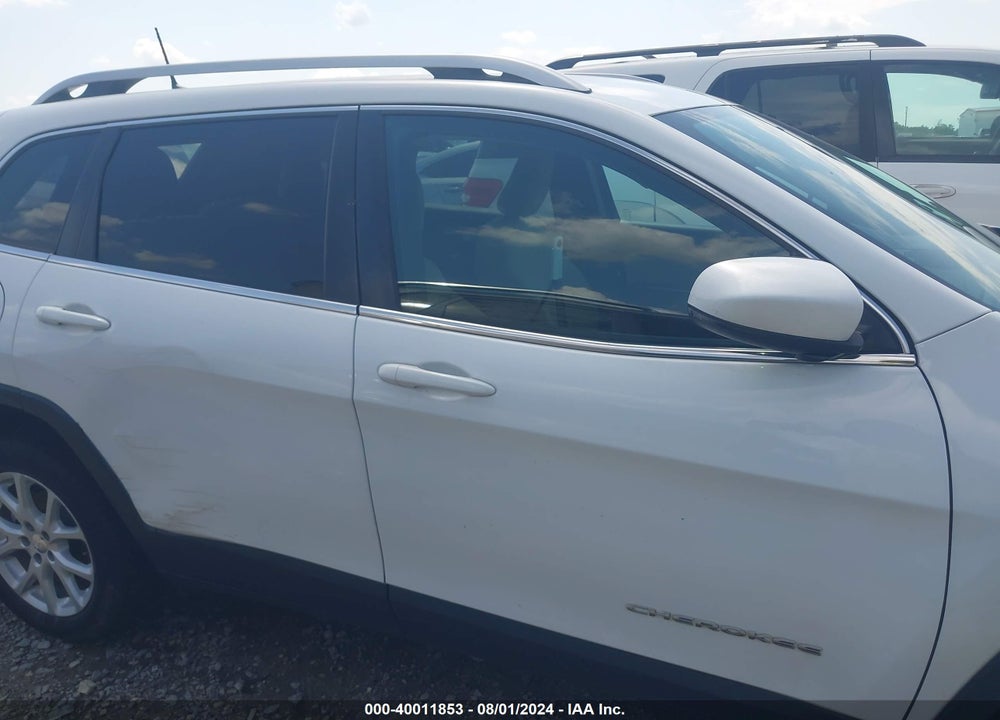 2016 JEEP CHEROKEE LATITUDE VIN: 1C4PJLCB1GW373968