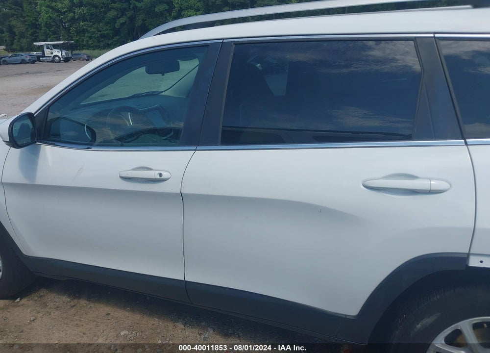 2016 JEEP CHEROKEE LATITUDE VIN: 1C4PJLCB1GW373968