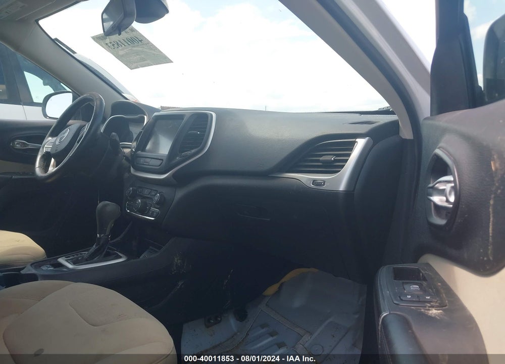 2016 JEEP CHEROKEE LATITUDE VIN: 1C4PJLCB1GW373968