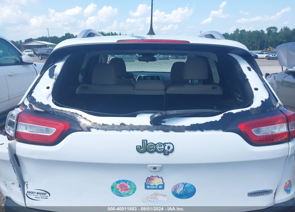 2016 JEEP CHEROKEE LATITUDE VIN: 1C4PJLCB1GW373968