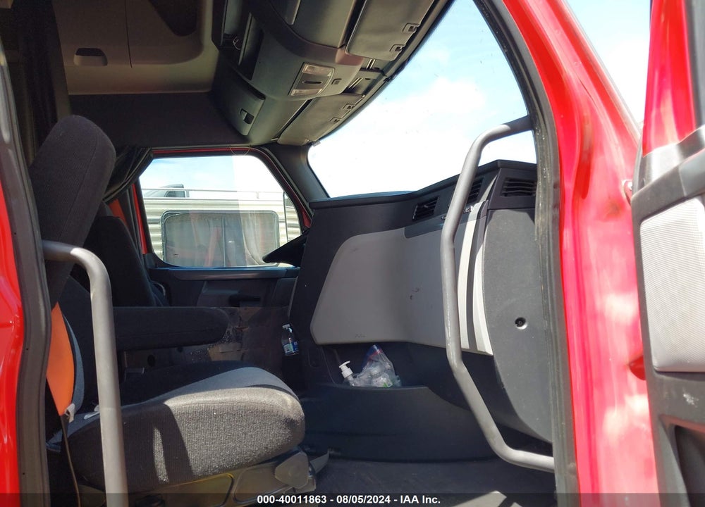 2019 FREIGHTLINER NEW CASCADIA 126 VIN: 1FUJHHDR5KLKE3586