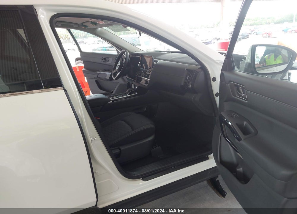 2024 NISSAN PATHFINDER SV FWD VIN: 5N1DR3BA1RC250580