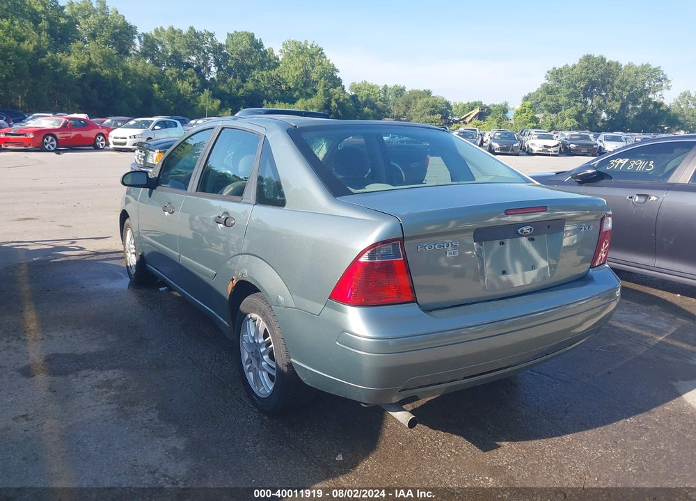 2005 FORD FOCUS ZX4 VIN: 1FAFP34N65W257445