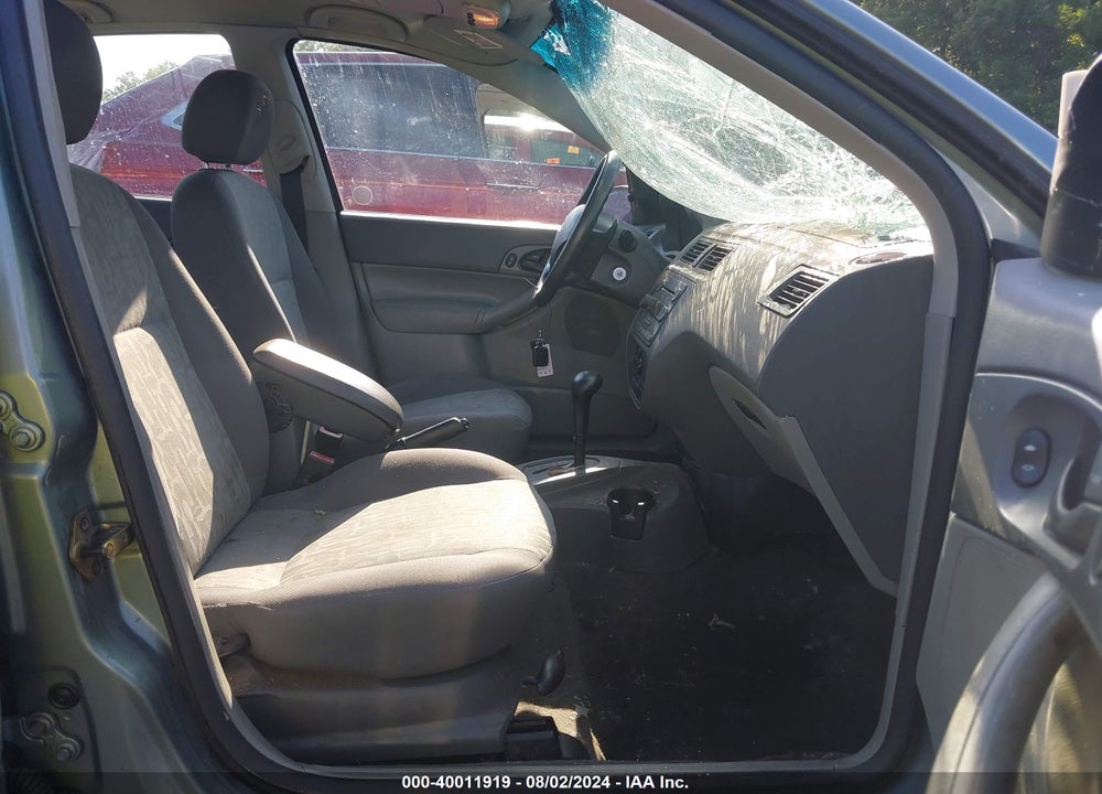 2005 FORD FOCUS ZX4 VIN: 1FAFP34N65W257445