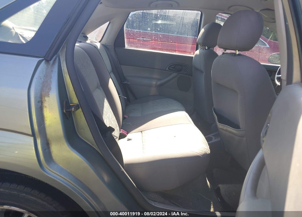 2005 FORD FOCUS ZX4 VIN: 1FAFP34N65W257445