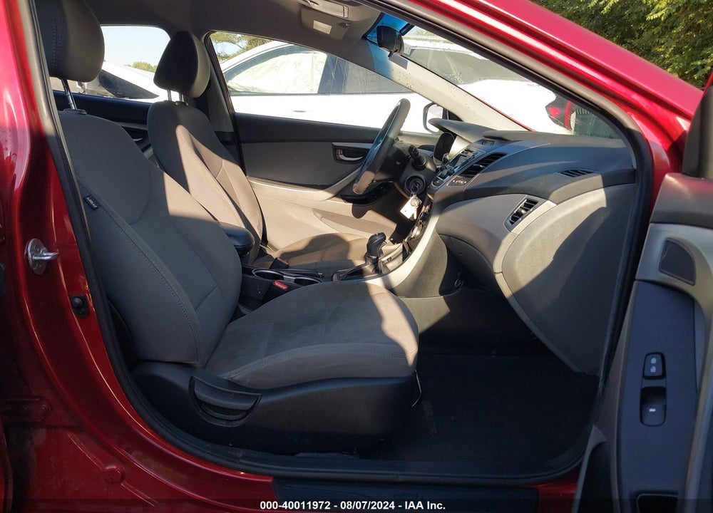 2016 HYUNDAI ELANTRA SE VIN: 5NPDH4AE3GH764420