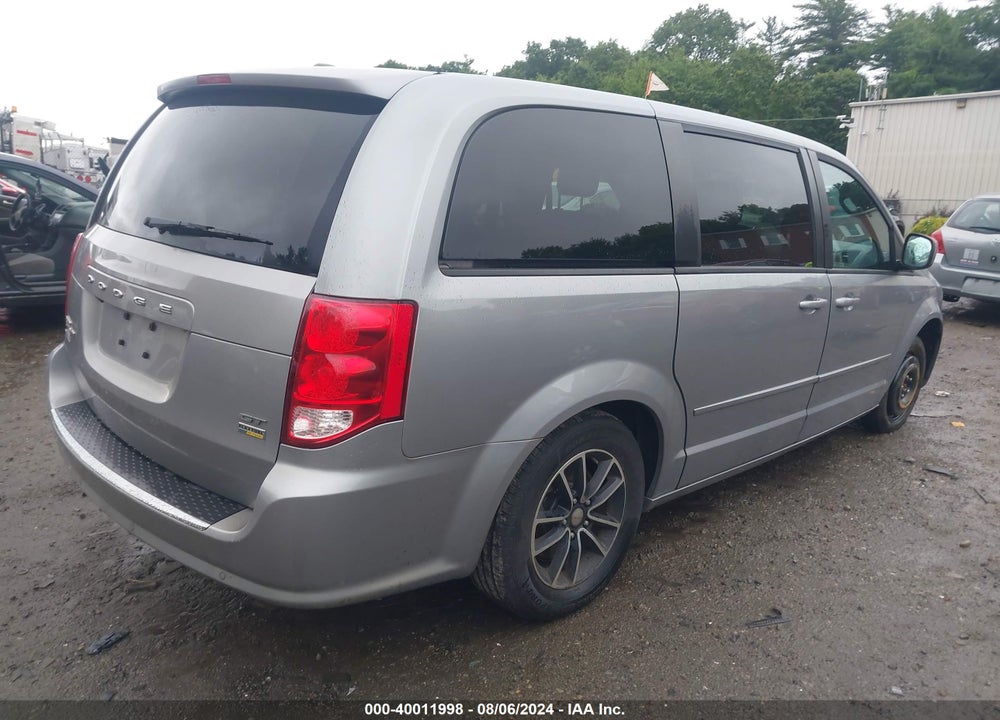 2017 DODGE GRAND CARAVAN GT VIN: 2C4RDGEG1HR645395